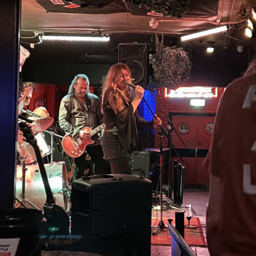 Deborah and Pete of Bonham Bullick performing in Newcastle as part of their Winter 2023 tour supporting partners of Hearing Aid Recycling